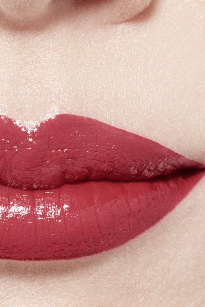 CHANEL ROUGE ALLURE LAQUE DER GLÄNZENDE FLUID-LIPPENSTIFT MIT LANGEM HALT