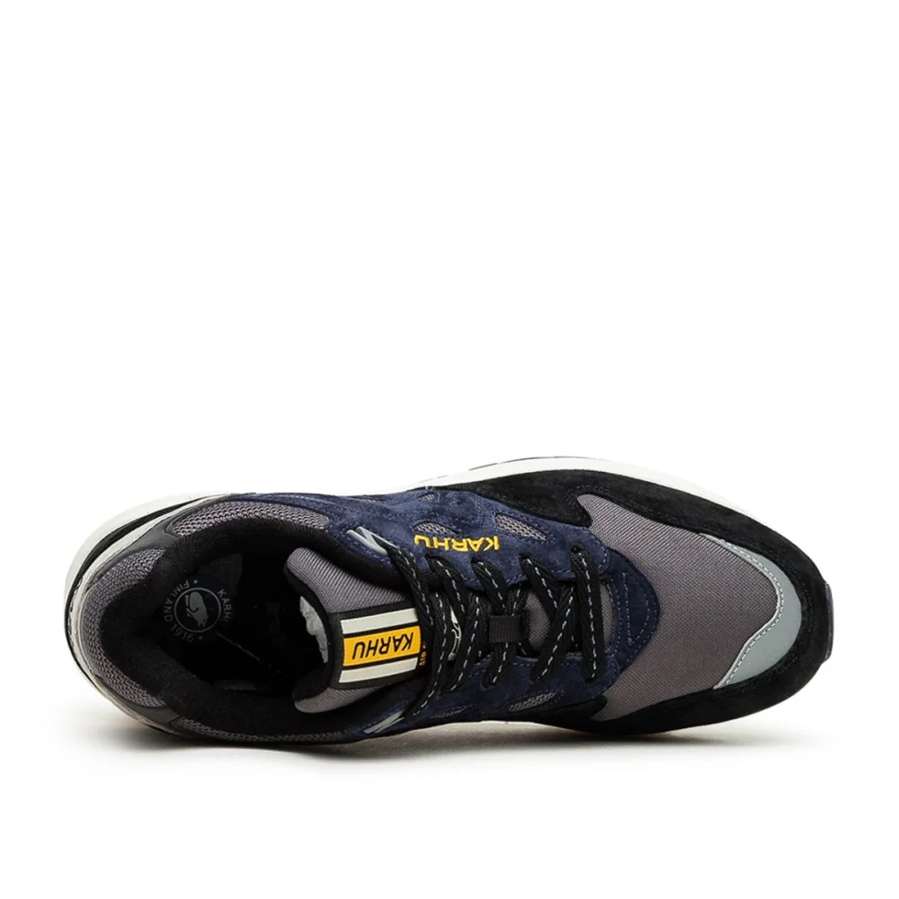 Karhu Legacy 96 F806023 / schwarz