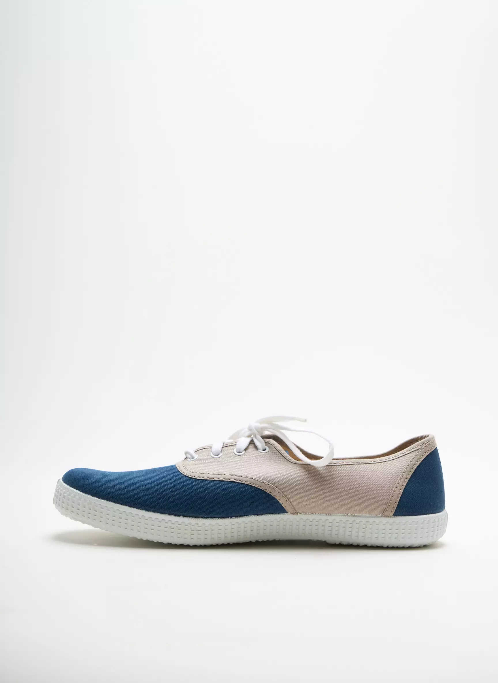 Victoria Baskets Unisexe couleur bleu