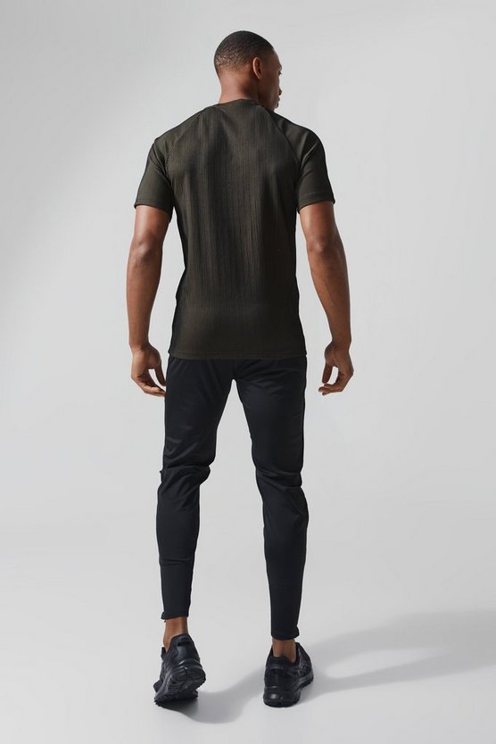 Geripptes Active Muscle-Fit Raglan T-Shirt