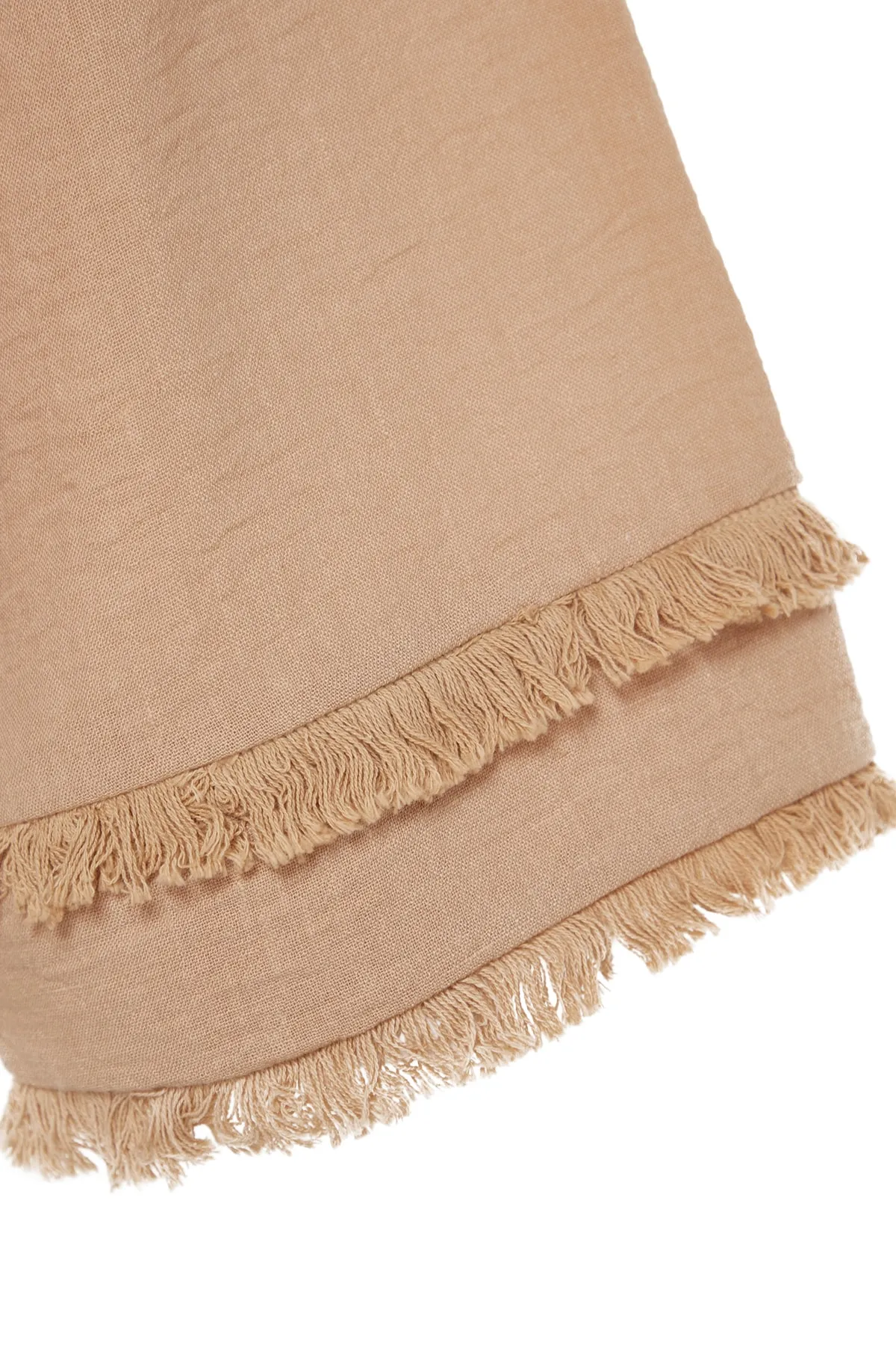 Trendyol Modest  X Kevser Sarıoglu Beige gewebte Tunika mit Stehkragen und Quastendetail TCLSS23UK00008