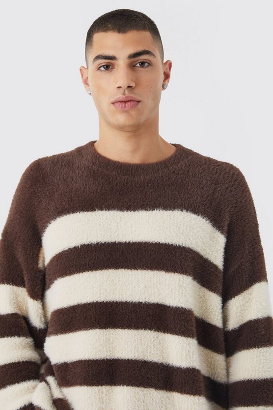 Flauschiger Oversize Pullover mit Streifen