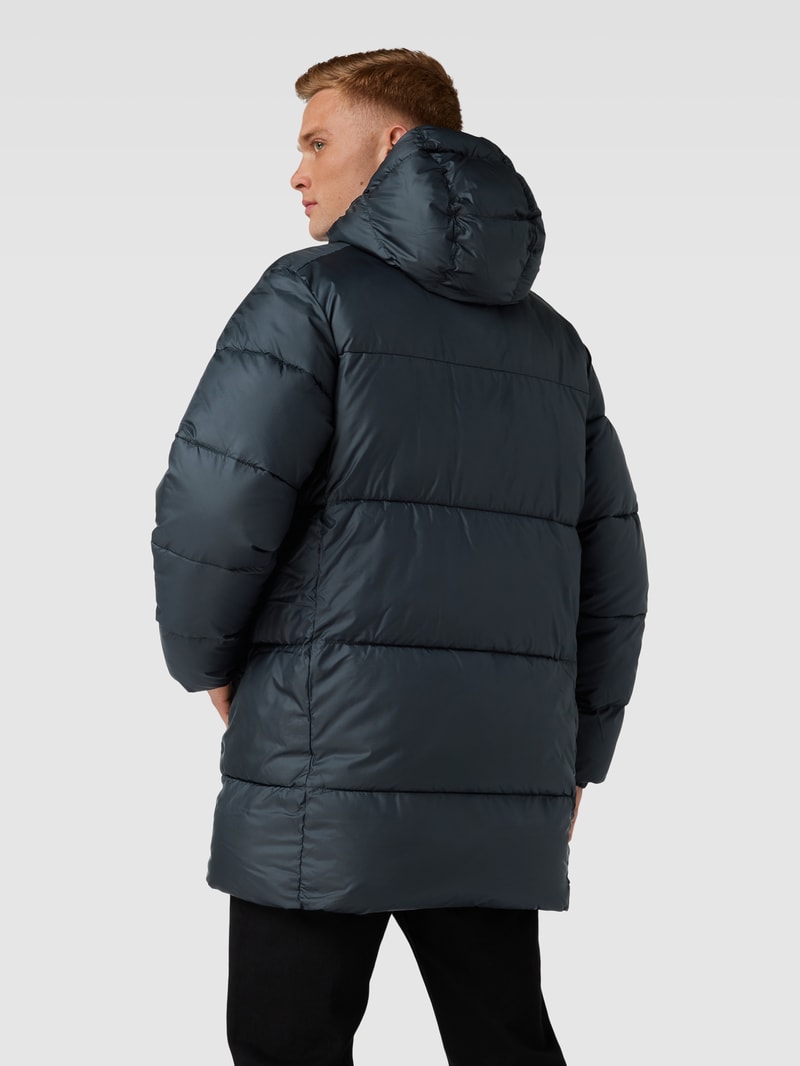 Steppjacke mit Kapuze in schwarz
