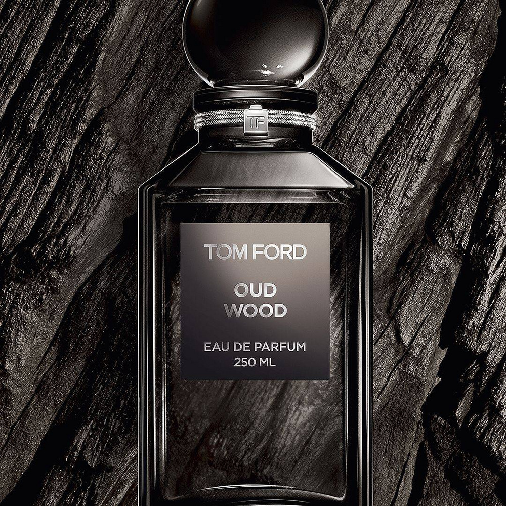 Tom Ford Oud Wood Eau de Parfum