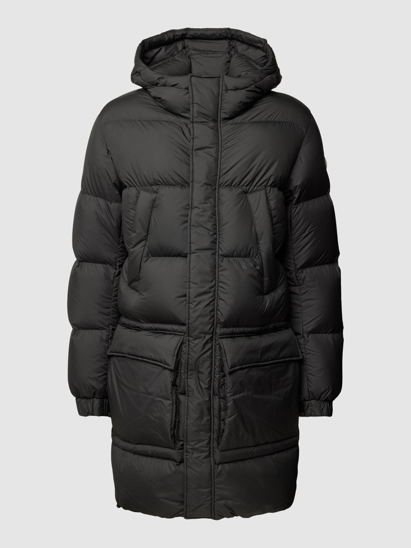 Daunenmantel mit Label-Patch in anthrazit