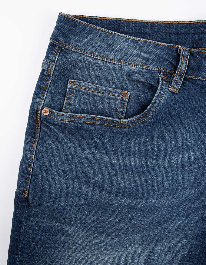 Bermuda- Straight Fit
