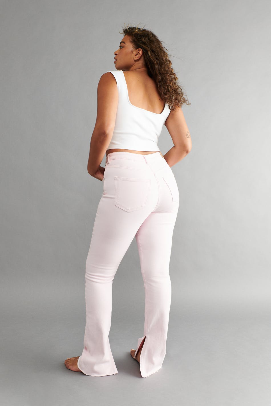 High waist slit jeans