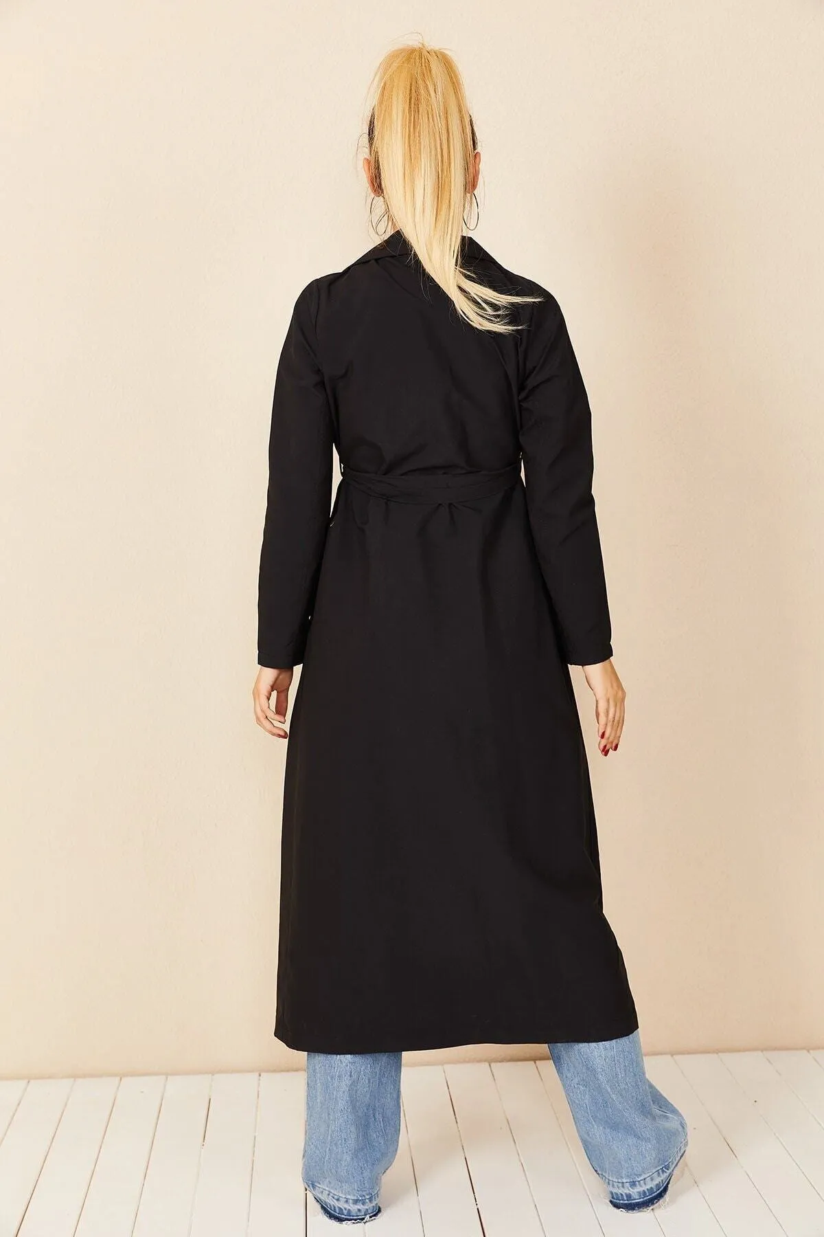 VOLT CLOTHİNG  Schwarzer Trenchcoat mit Schalkragen und Knöpfen für Damen