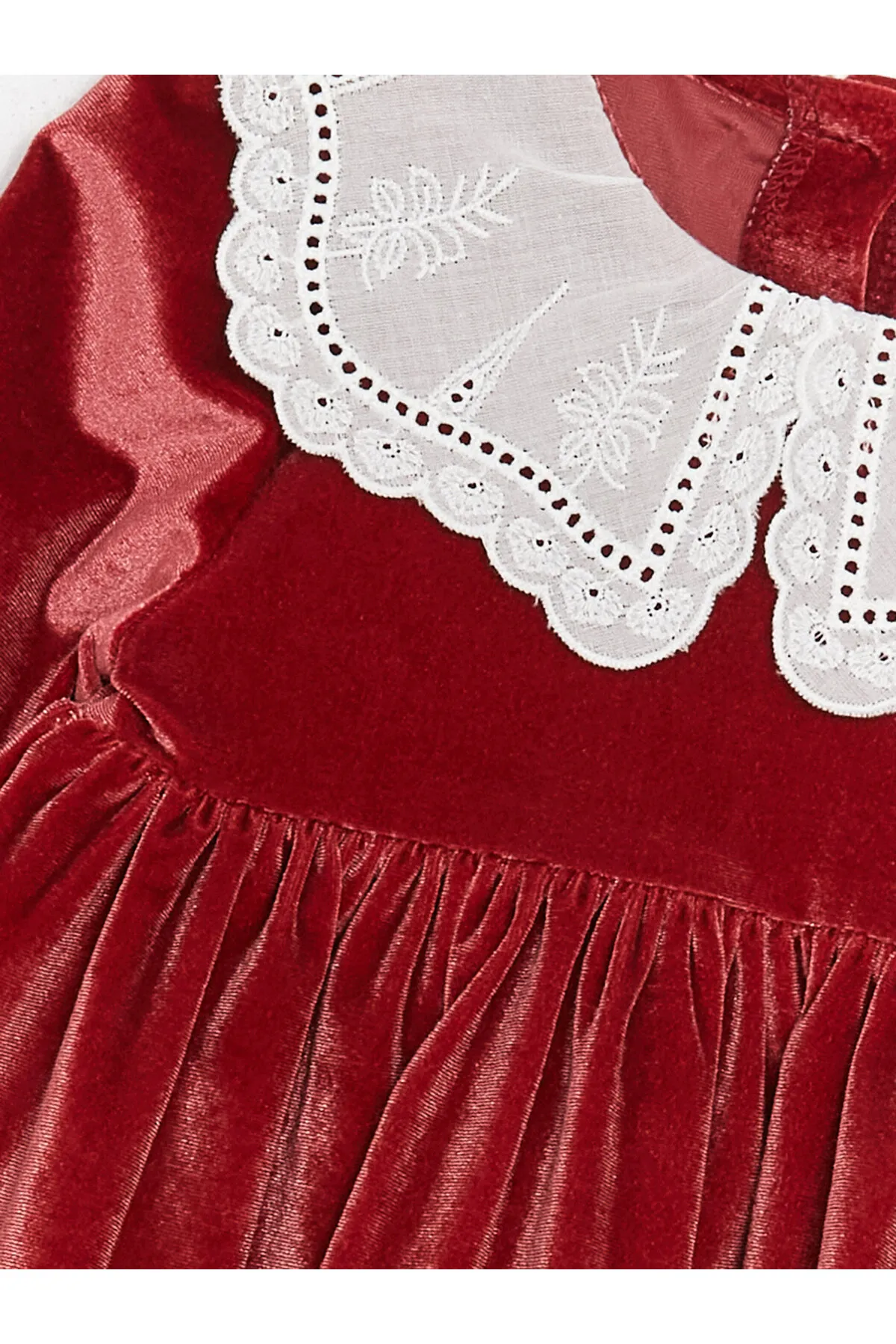 LC Waikiki  Baby-Mädchenkleid aus Samt mit Bebe-Kragen und langen Ärmeln