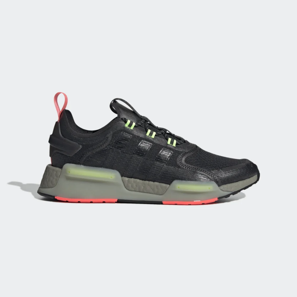 adidas NMD V3 GW3064 / schwarz