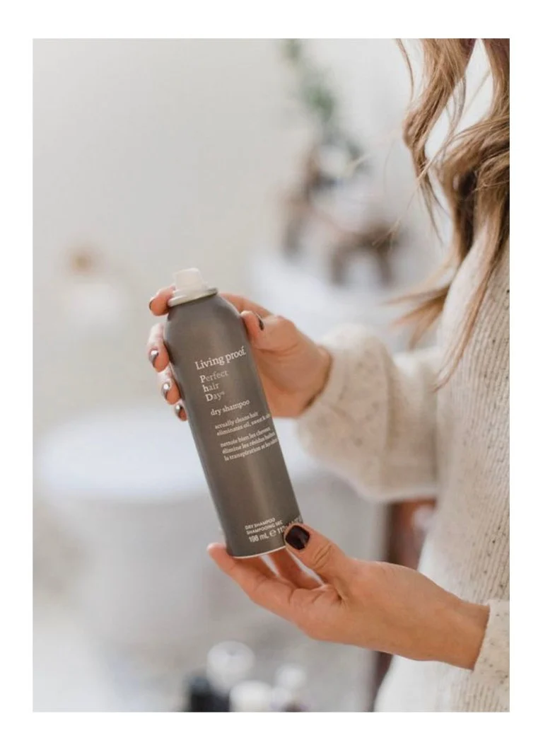 Șampon uscat Living Proof Perfect Hair Day