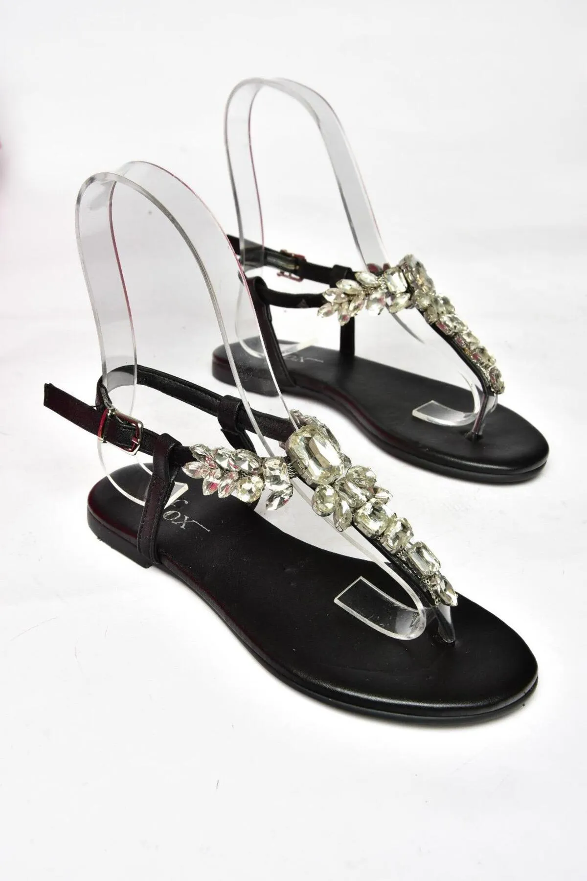 Fox Shoes  Schwarze Stein-Flip-Flops für Damen, Sandalen M272006009