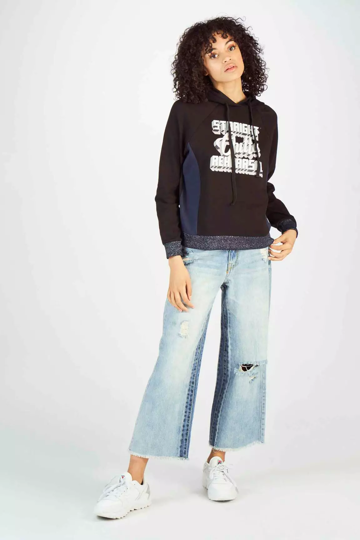 Supastar Sweat Capuche Femme couleur noir