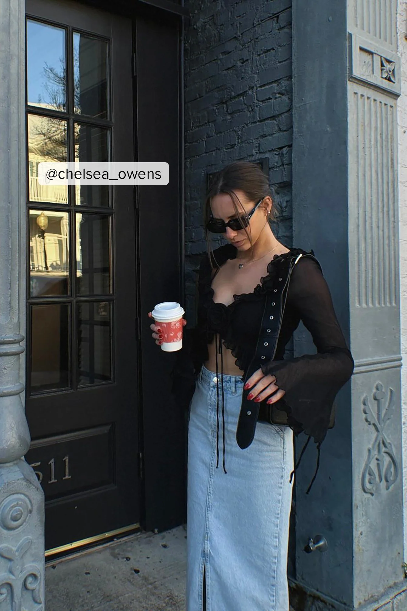 Rüschenbluse mit Schnürdetail