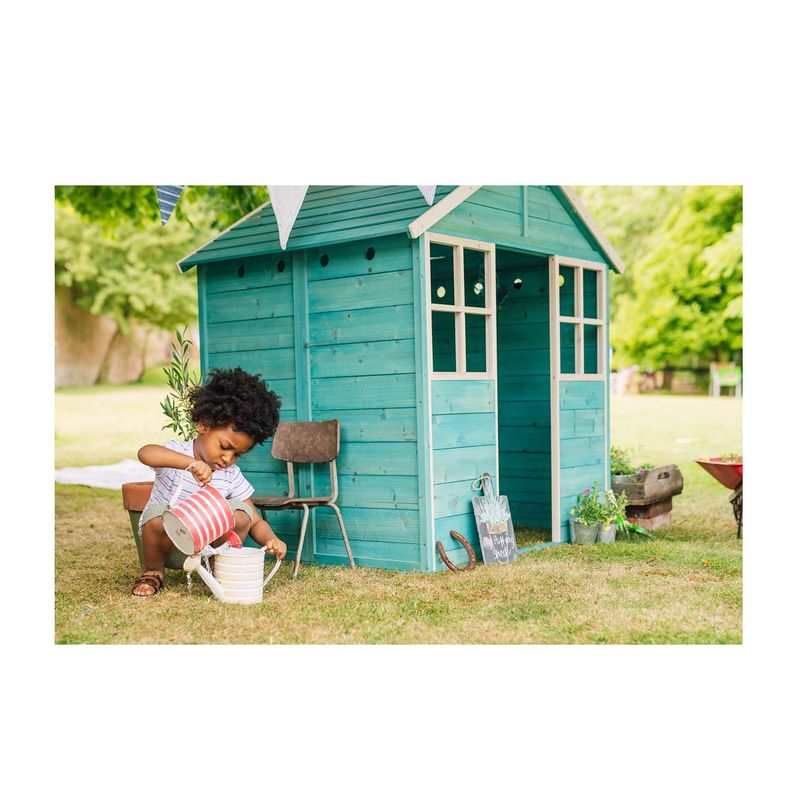Maison bleue en bois Plum