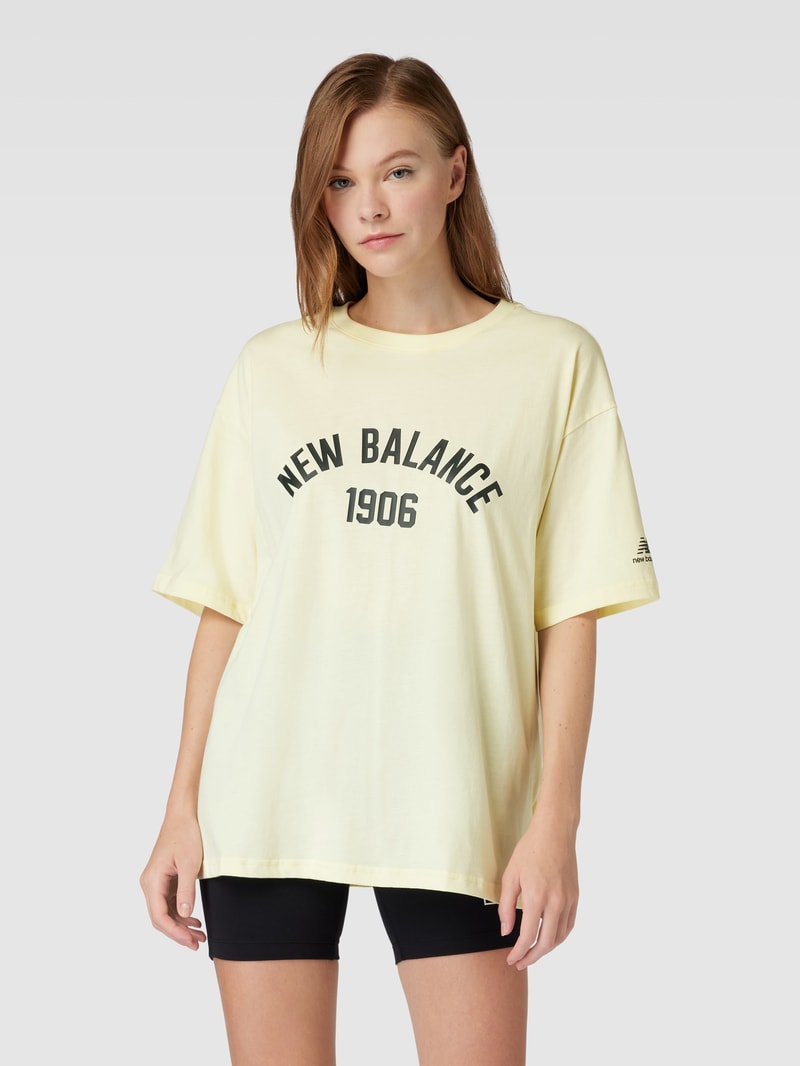 Oversized T-Shirt mit Label-Print in offwhite