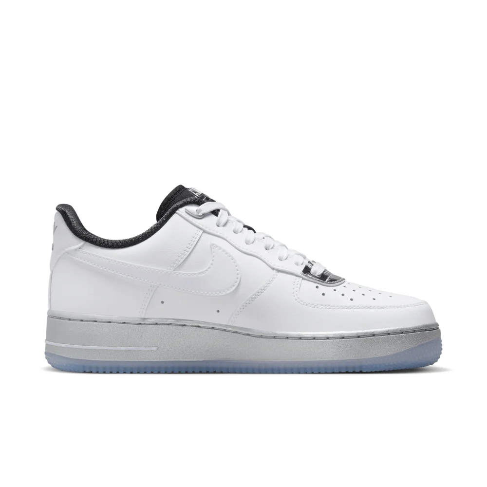 Nike Air WMNS Force 1 07 SE DX6764-100 / weiss