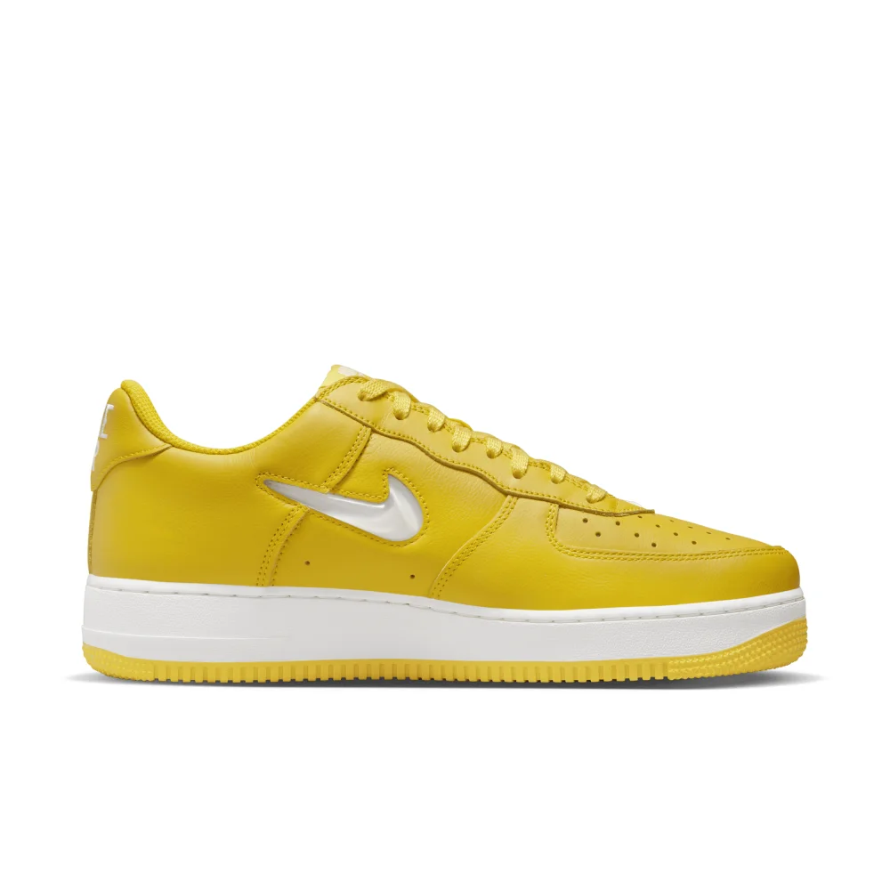 Nike Air Force 1 Low Retro FJ1044 700 / gelb