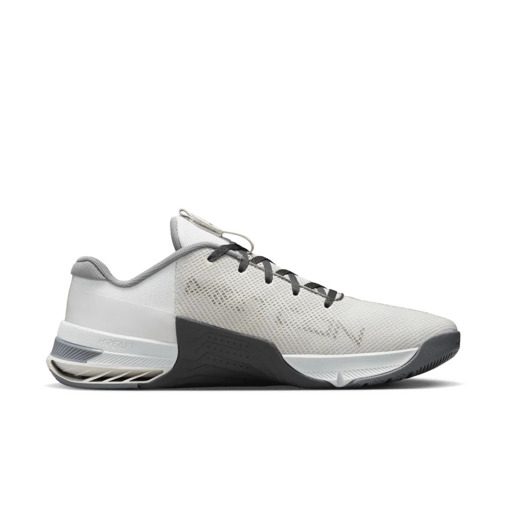Nike Metcon 8 DO9328-004 / grau