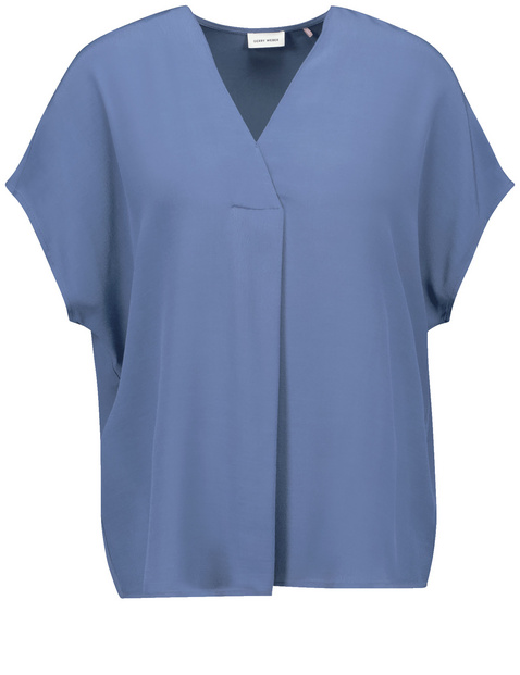 Fließendes Blusenshirt mit Faltendetail