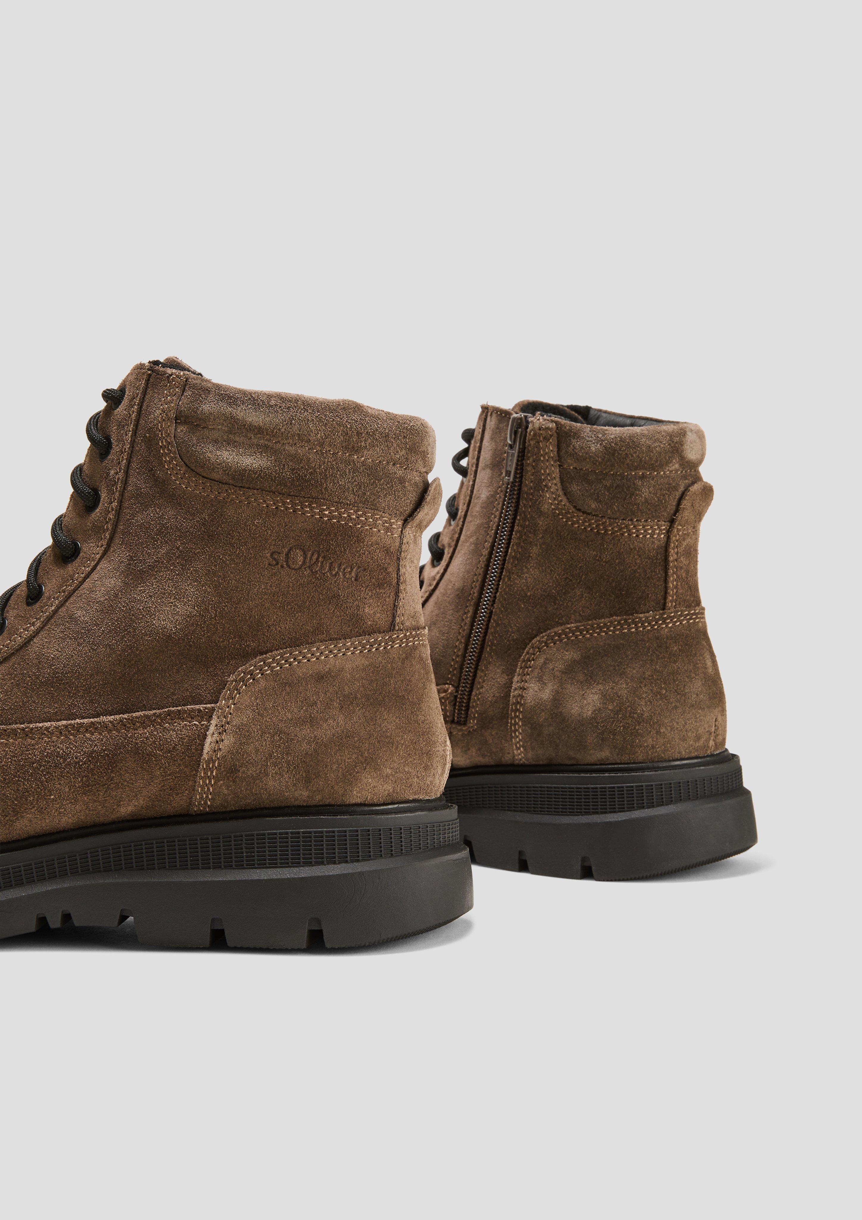 Gefütterte Boots aus Leder  6008612-341