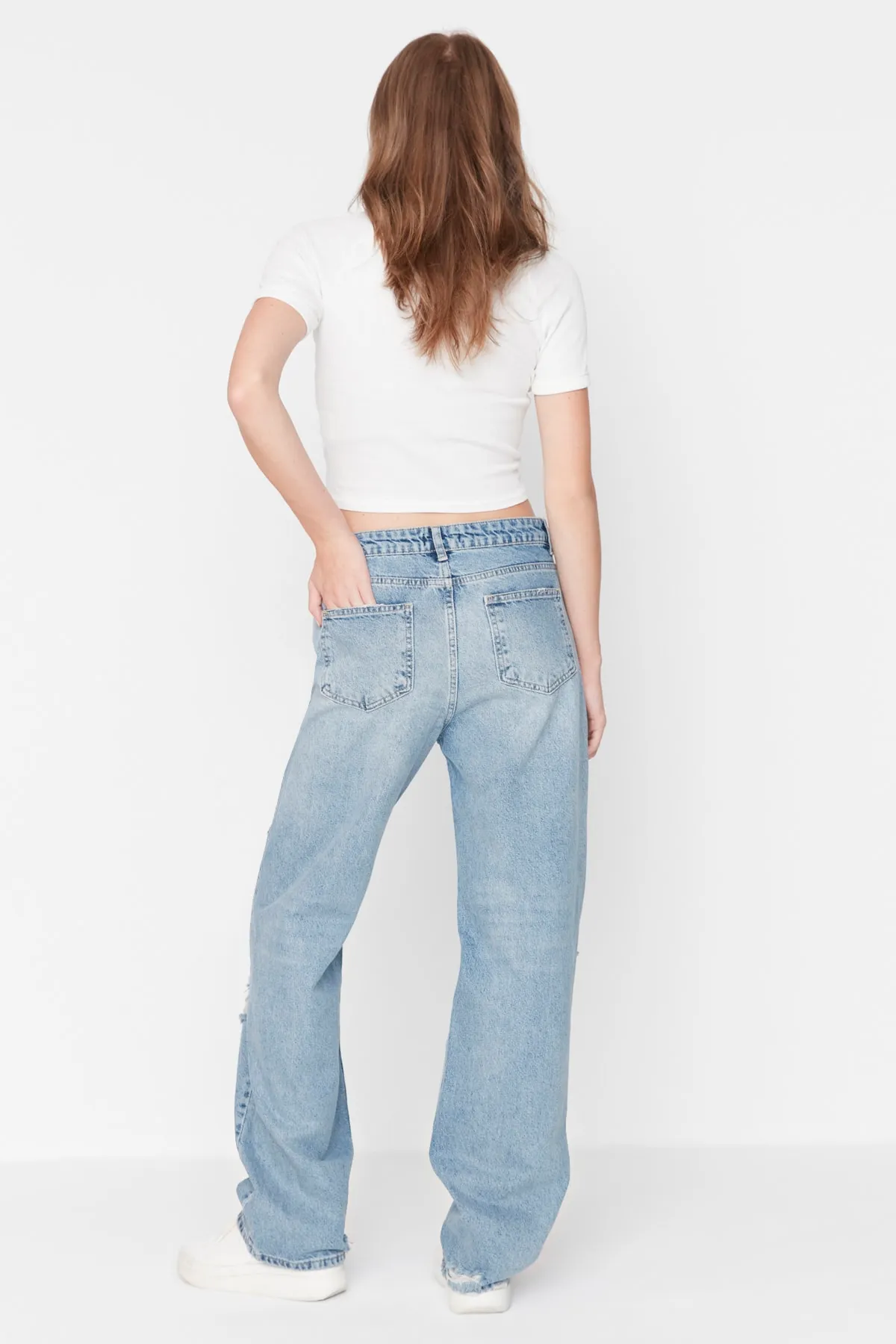 Trendyol Collection  Blau zerrissene niedrige Taille weites Bein TWOAW23JE00523