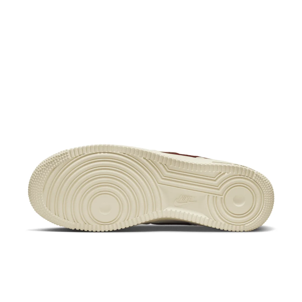 Nike Air Force 1 07 SE Low DV7584-001 / weiss