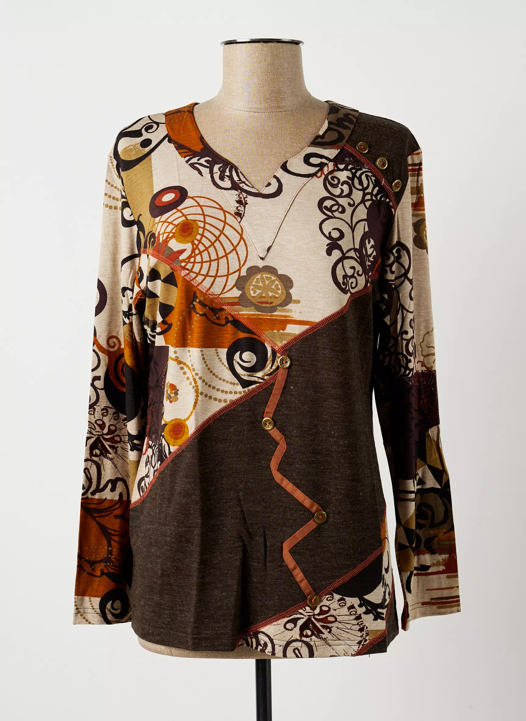 Guy Dubouis Tshirts Femme couleur marron