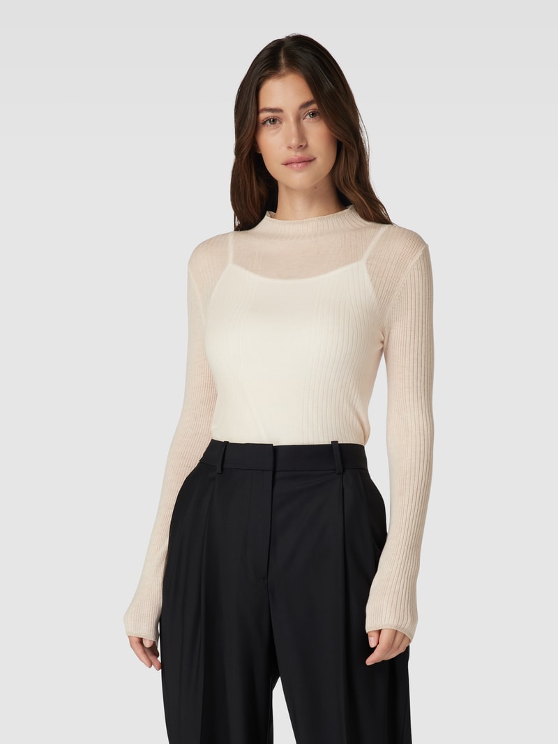 Strickpullover in Ripp-Optik in offwhite