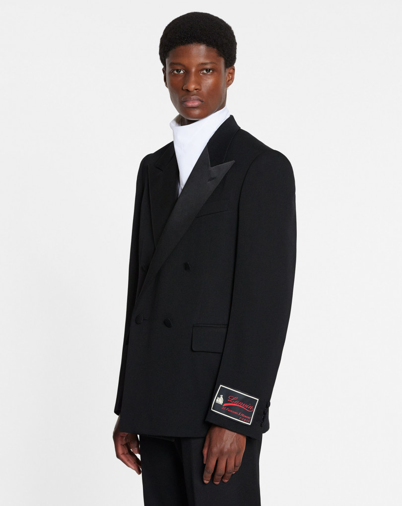 VESTE DE SMOKING À DOUBLE BOUTONNAGE AVEC PANNEAUX CONTRASTÉS