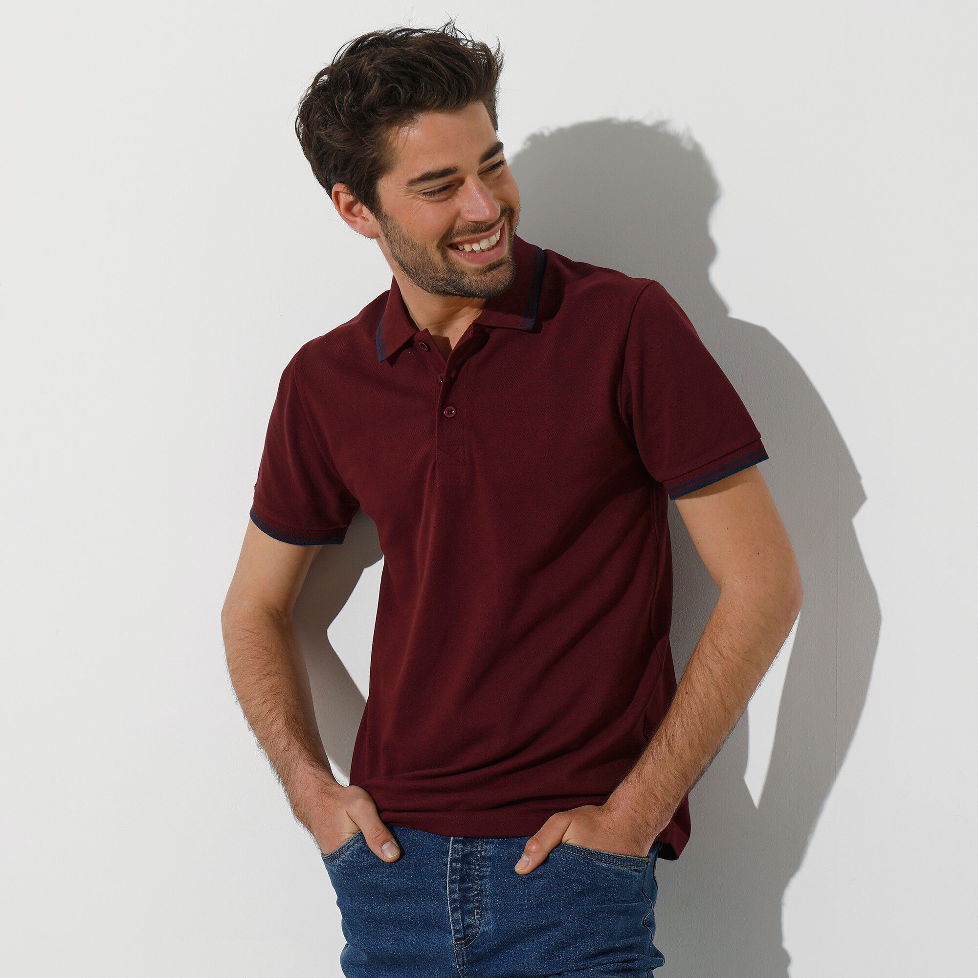 Polo uni maille piquée manches courtes