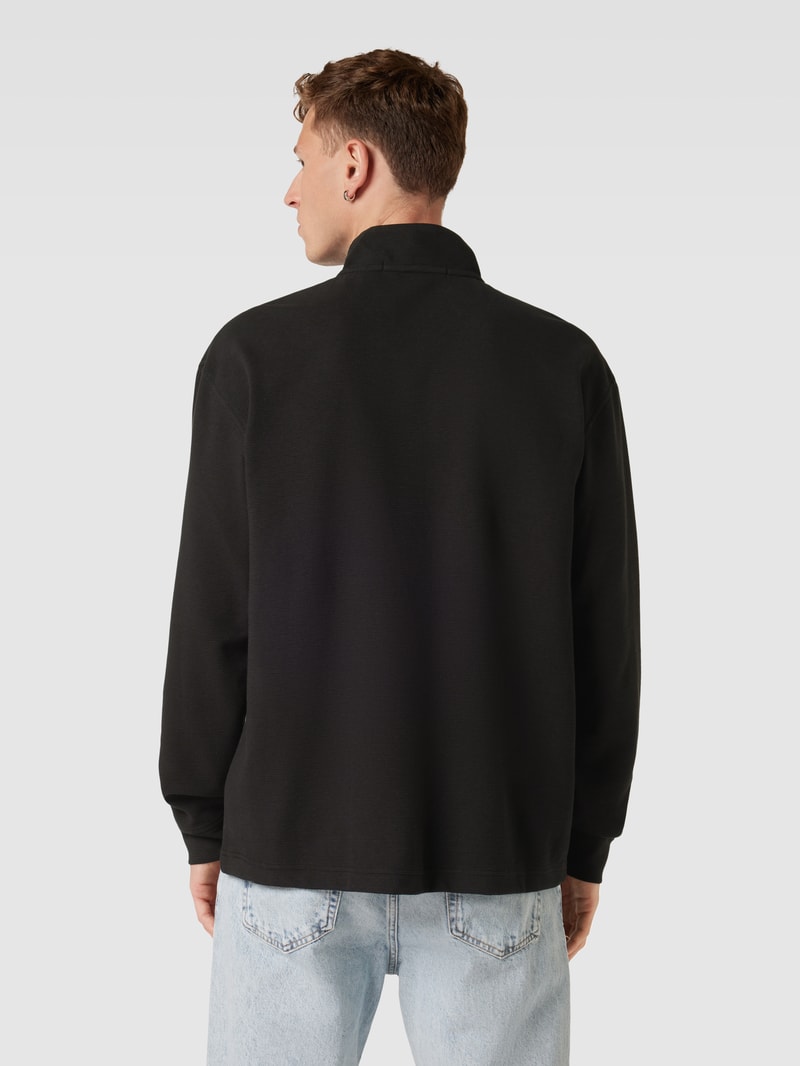Longsleeve mit Stehkragen in black