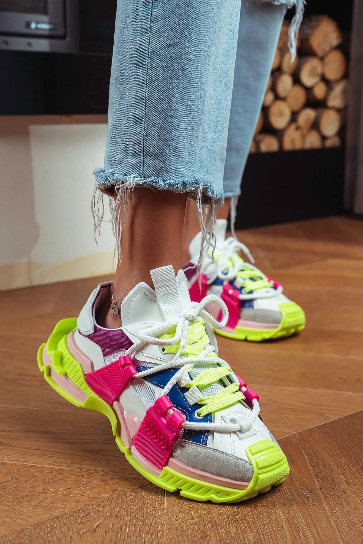 NİŞANTAŞI SHOES  Oslo Neongrüne Fuchsia Matte Spitze Detaillierte Damen-Sportschuhe mit dicker Sohle