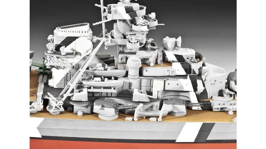 Revell 05098 - Battleship Bismarck