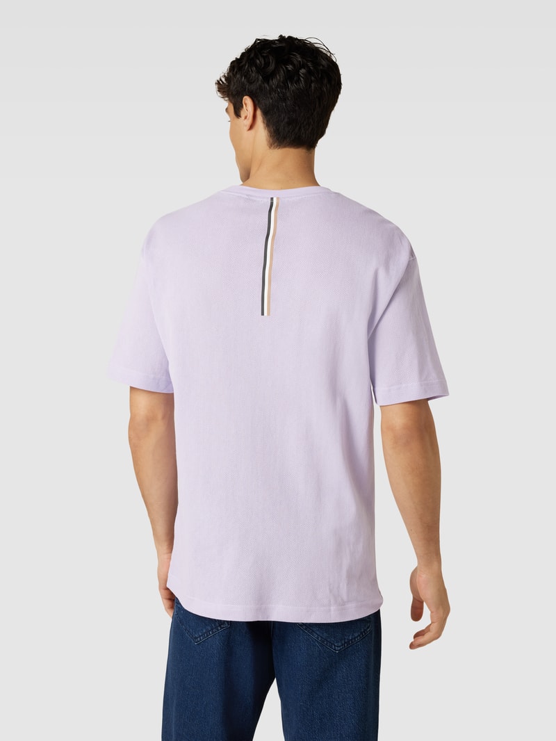 T-Shirt mit Rundhalsausschnitt in flieder
