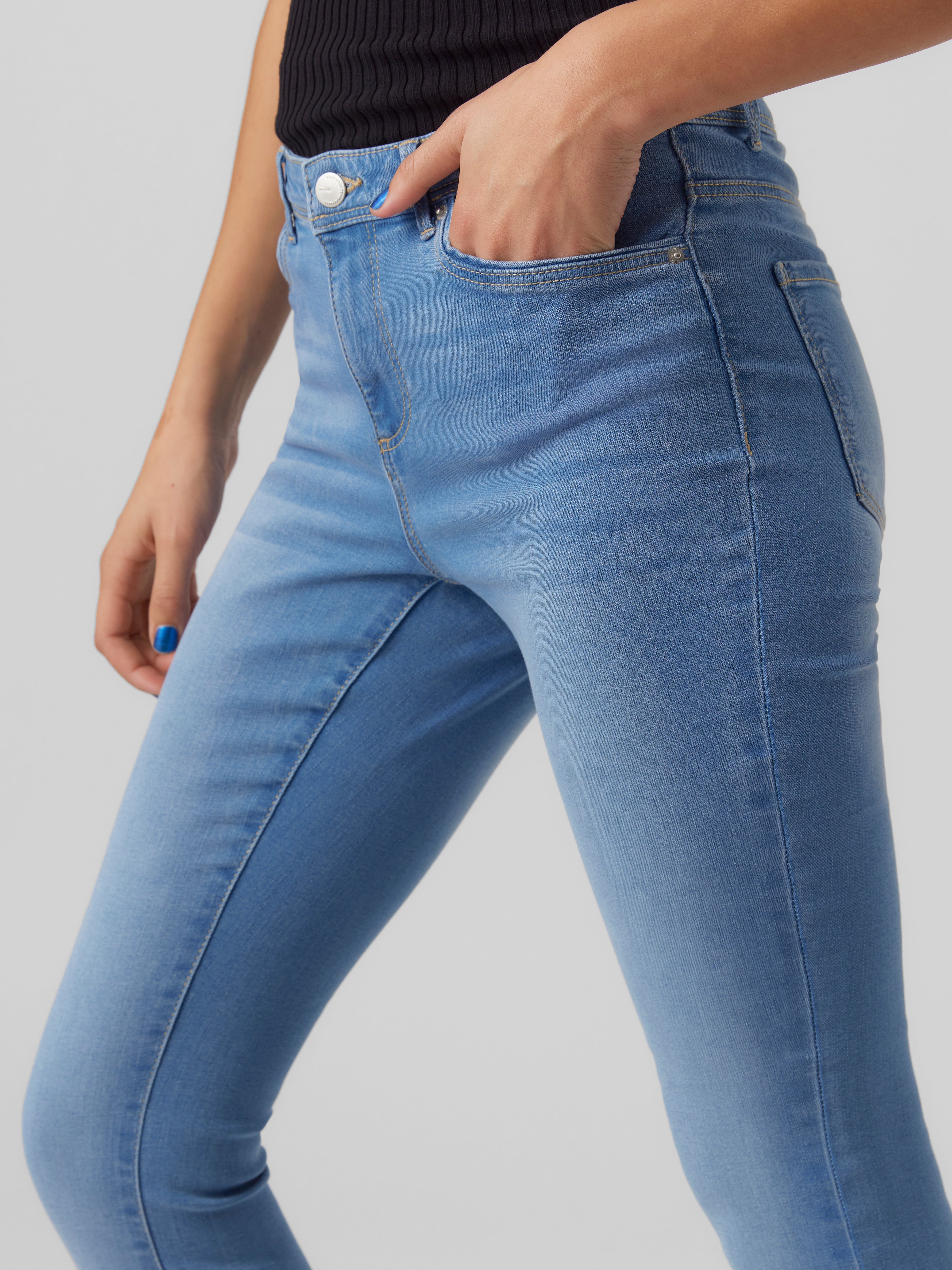 VMTANYA Mid Rise Skinny Fit Jeans