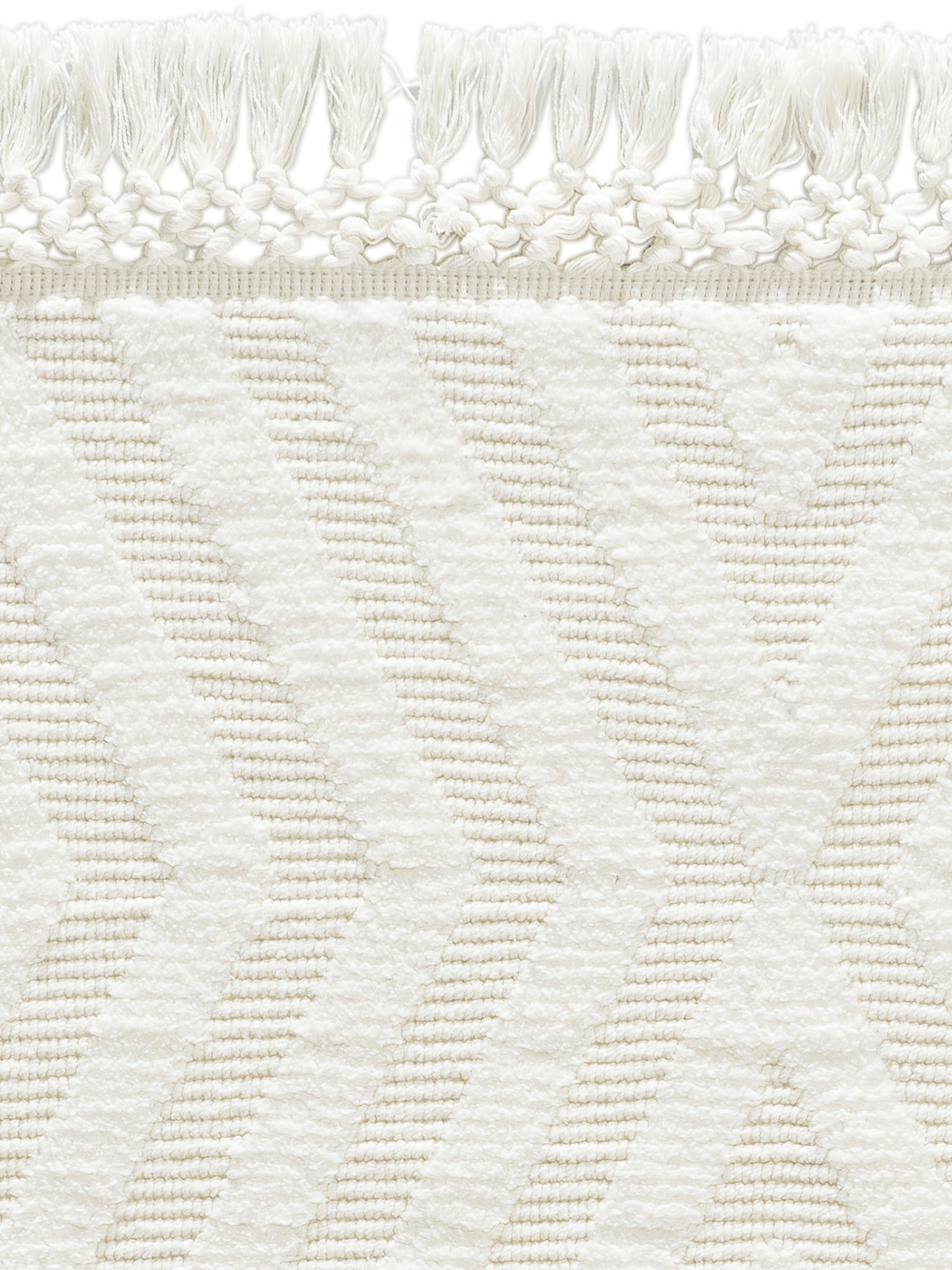Manya Badematte, Offwhite