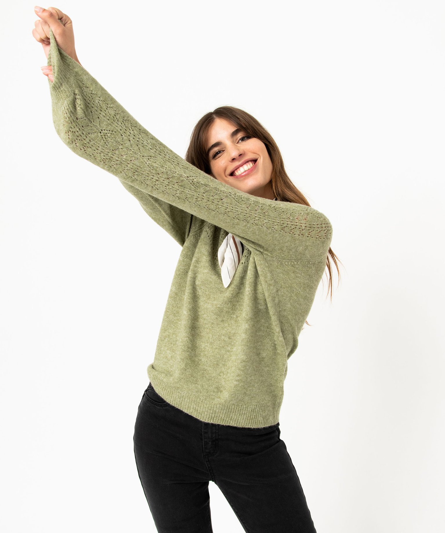 Pull en maille ajourée avec boutons décoratifs femme vert | GEMO