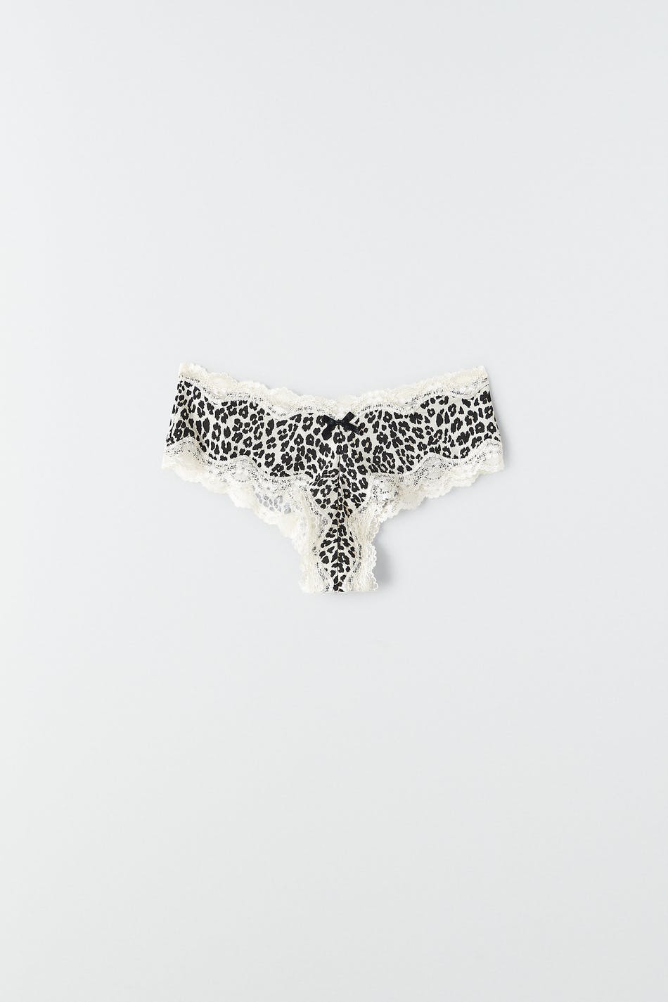 Micro lace brazilian