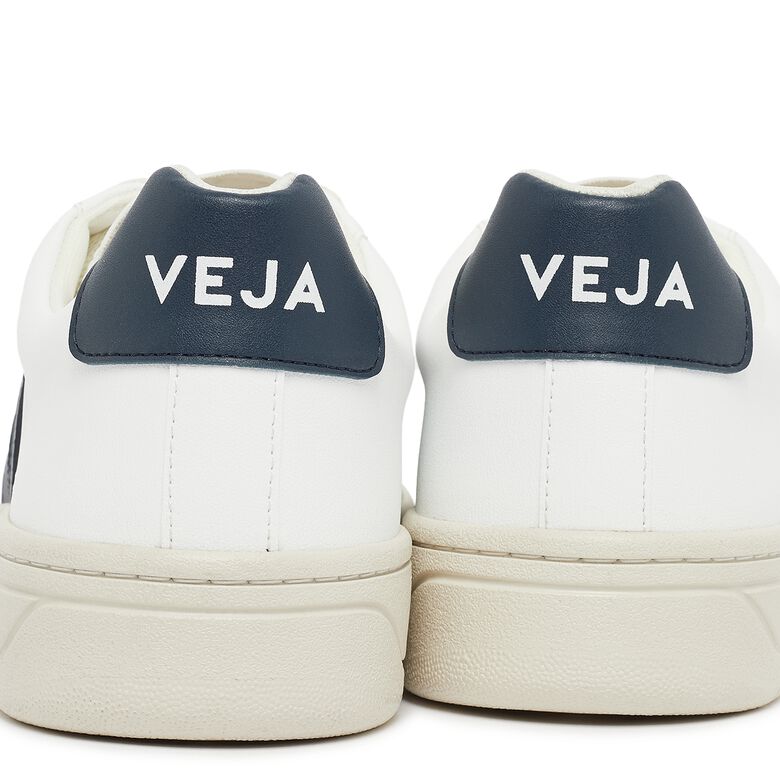 Veja Urca white nautico