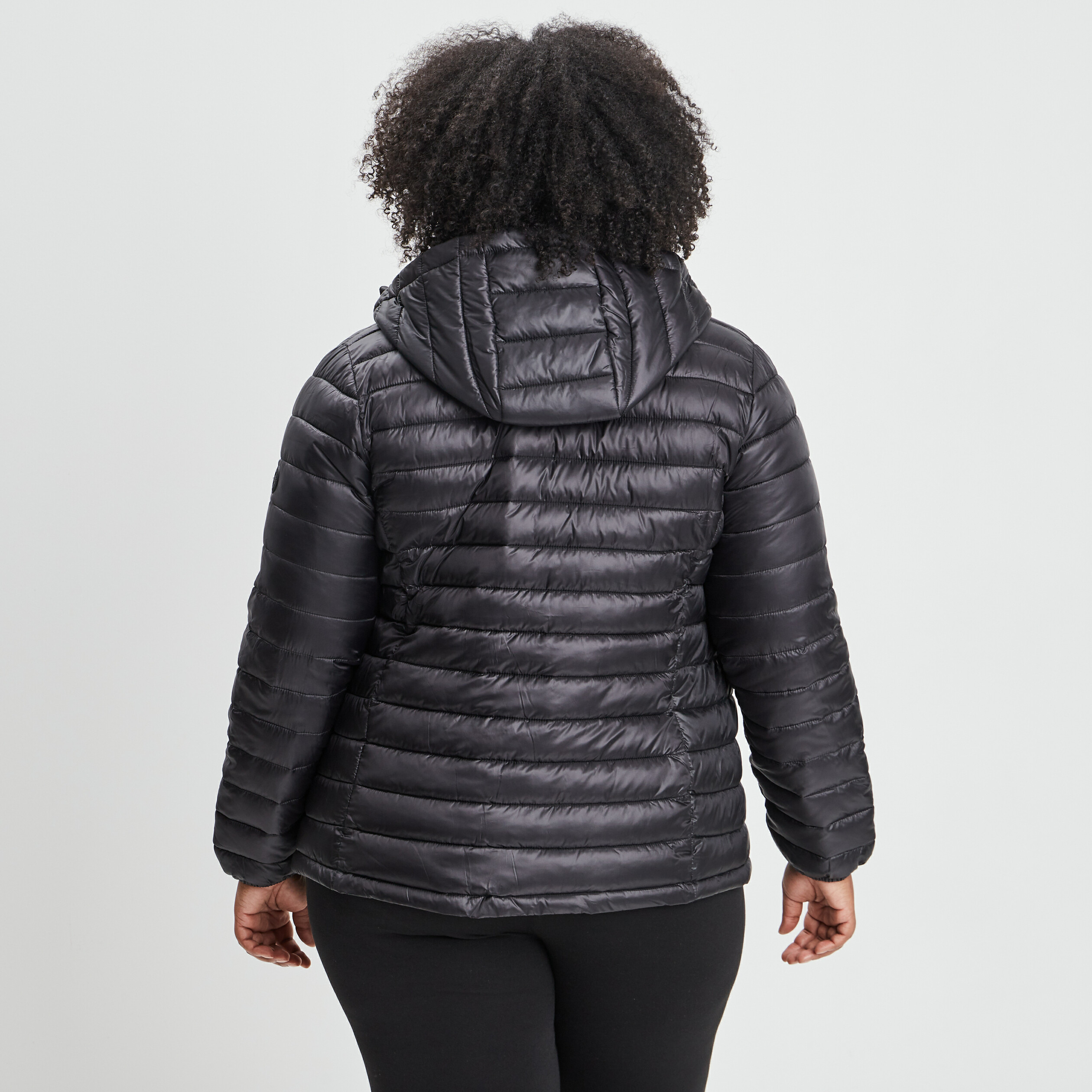 Doudoune légère droite à capuche noir femme grande taille | La Halle
