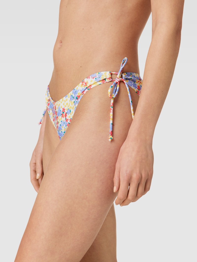 Bikini-Hose mit Schnürung Modell 'Oline Bibi' in offwhite