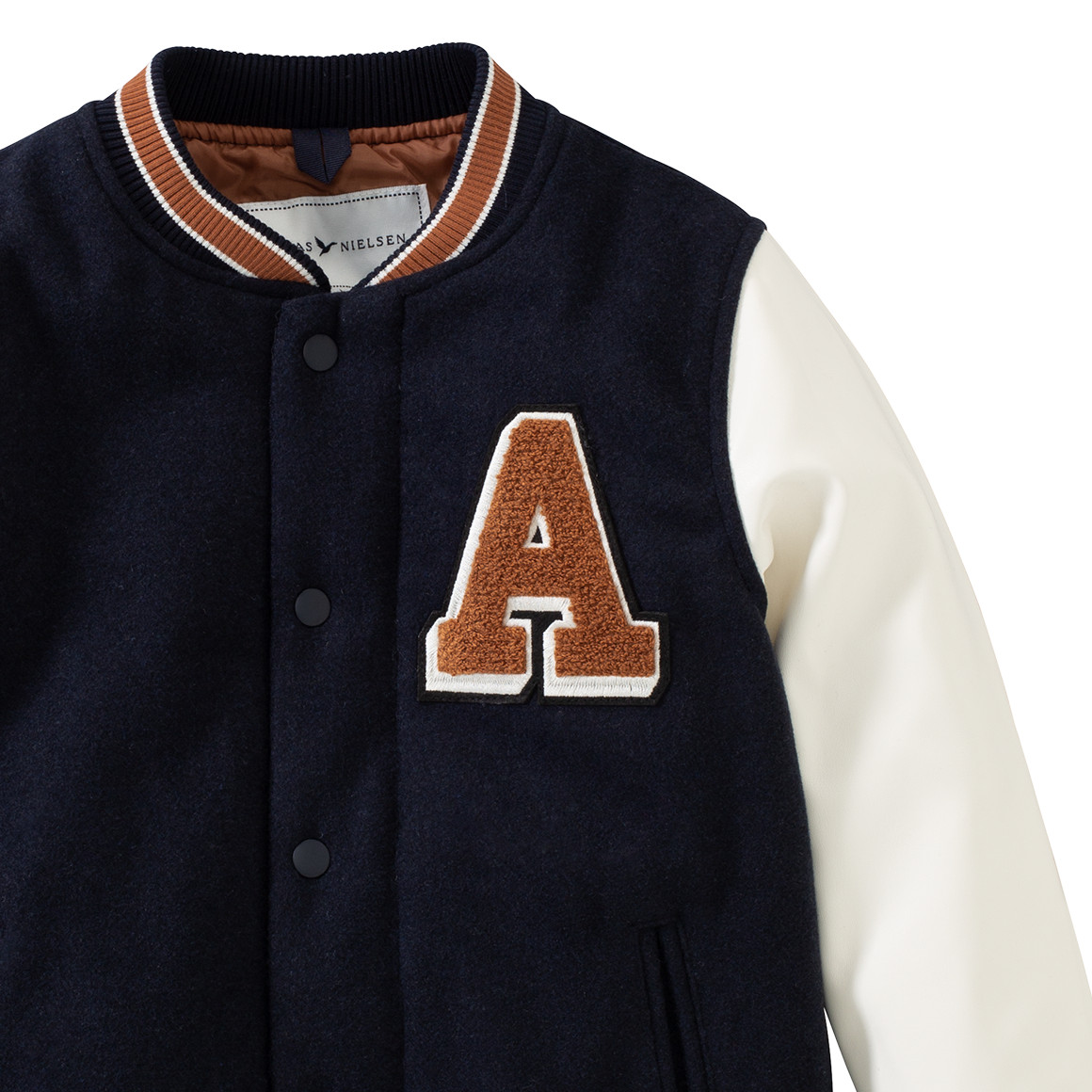 Jungen Jacke im College-Style