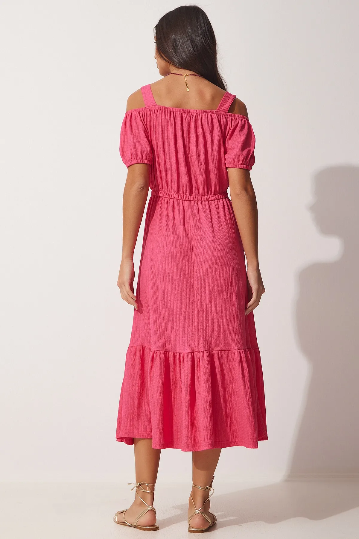 Happiness İstanbul  Trägerloses Sommer-Strickkleid in Lebhaftem Rosa für Damen AP00182