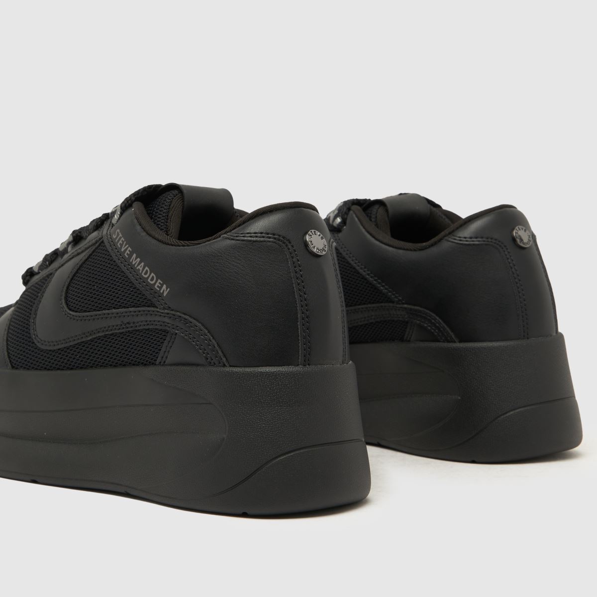 Steve Madden – Charge Up – Svarta skateskor