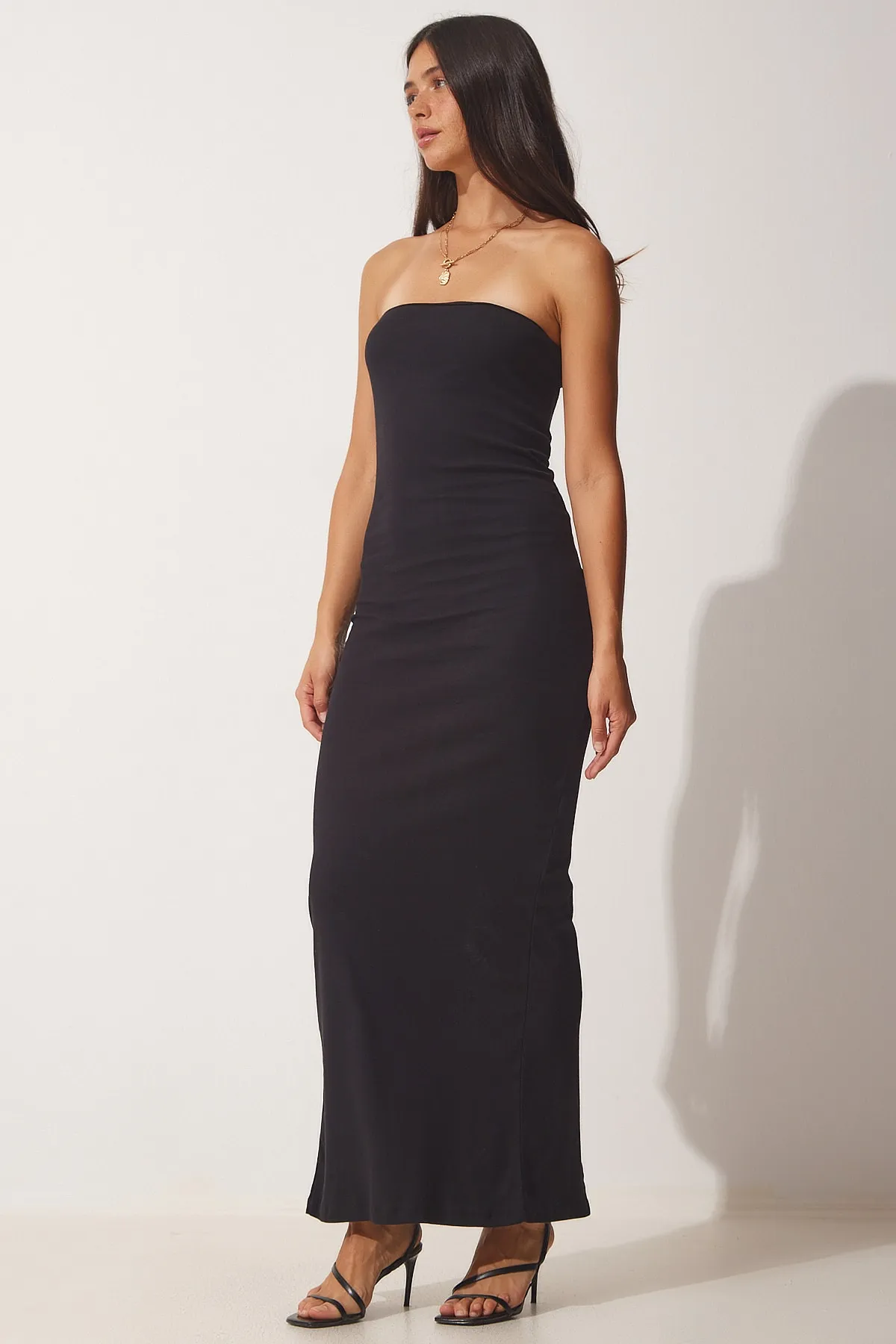 Happiness İstanbul  Schwarzes trägerloses Bleistiftkleid für Damen UB00118