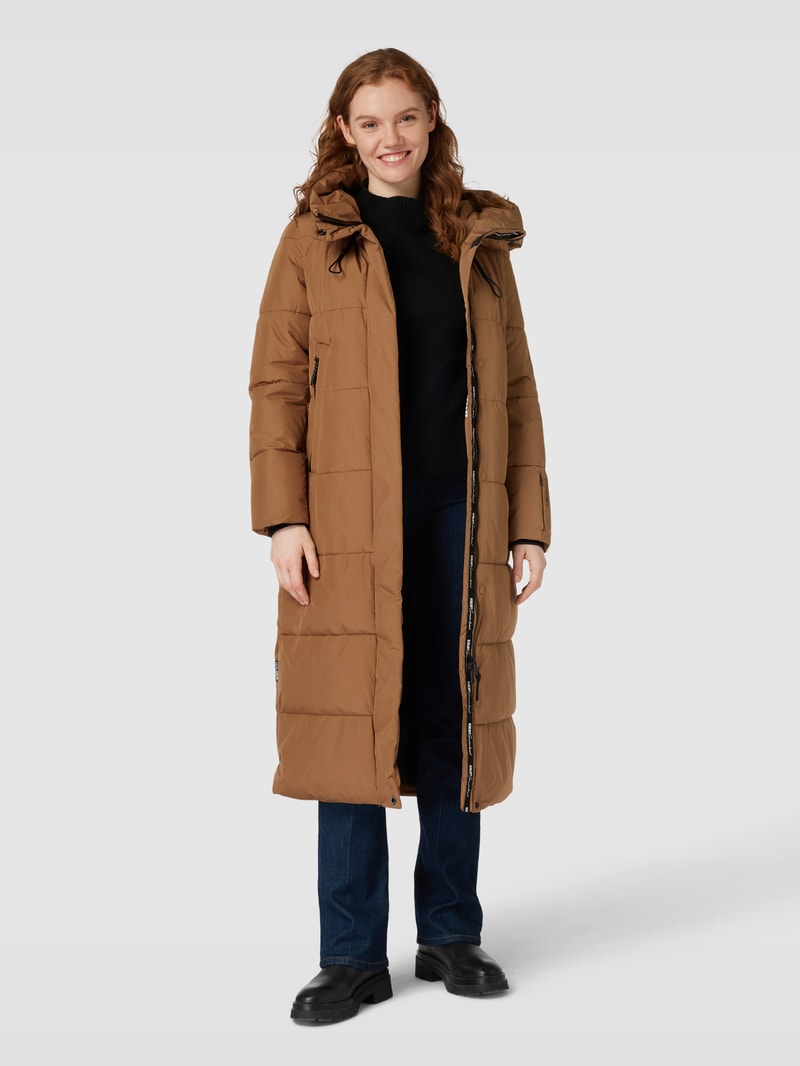 Steppmantel mit Label-Details Modell 'SOULANI' in camel