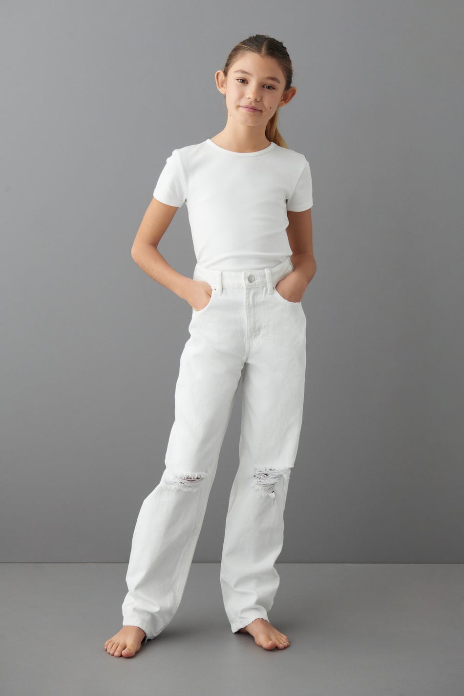 Straight 90s jeans