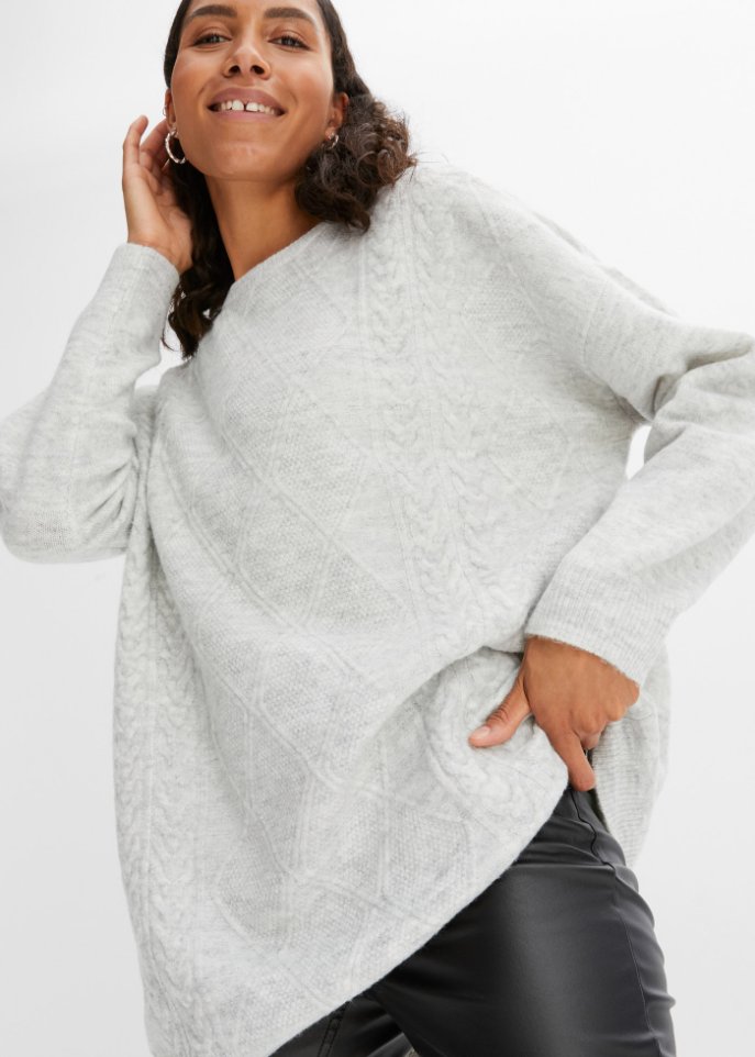Oversize-Pullover mit Zopfmuster
