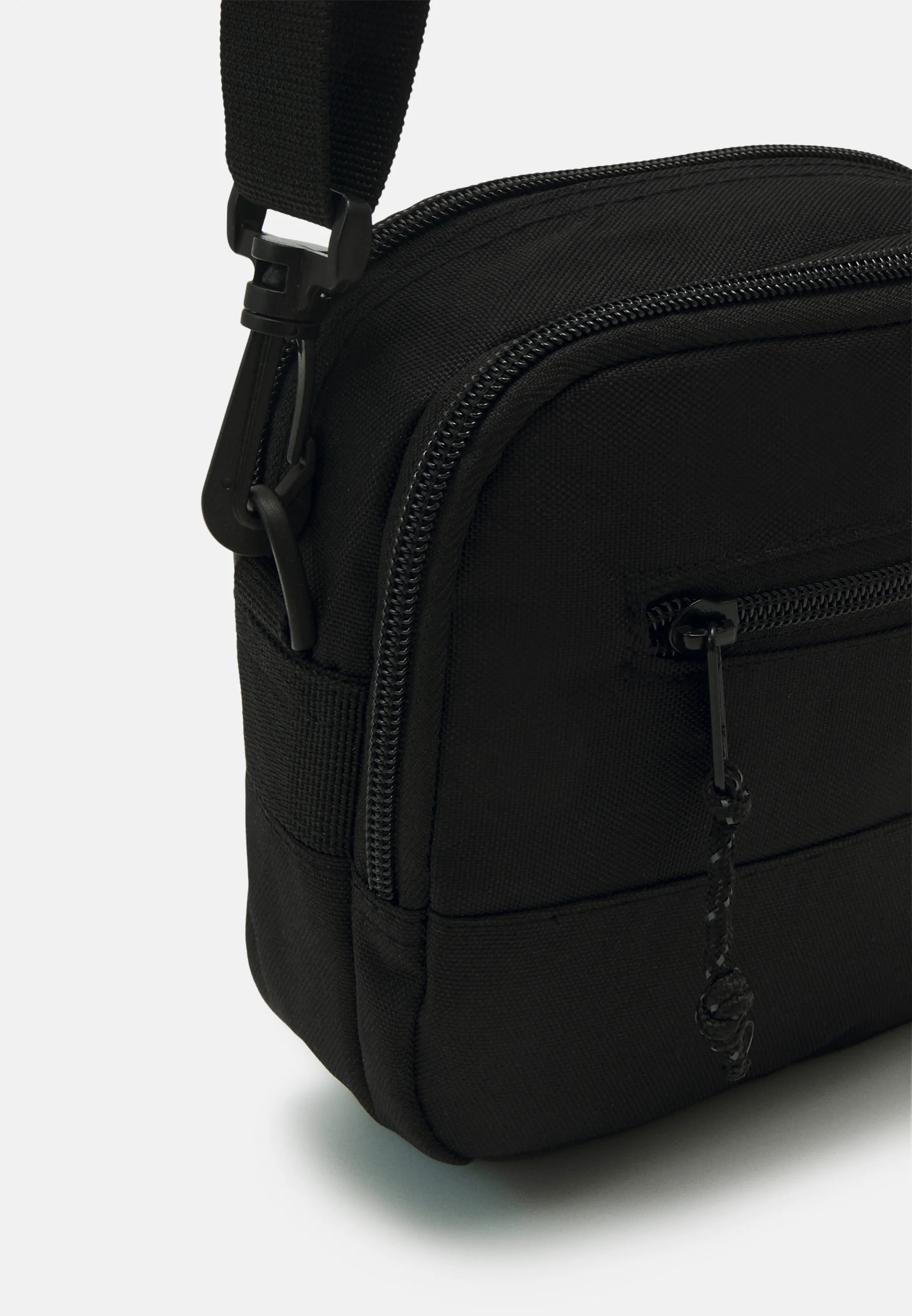 Obey Clothing BOLSO DE MENSAJERO PEQUEÑO UNISEX - Bolso de hombro